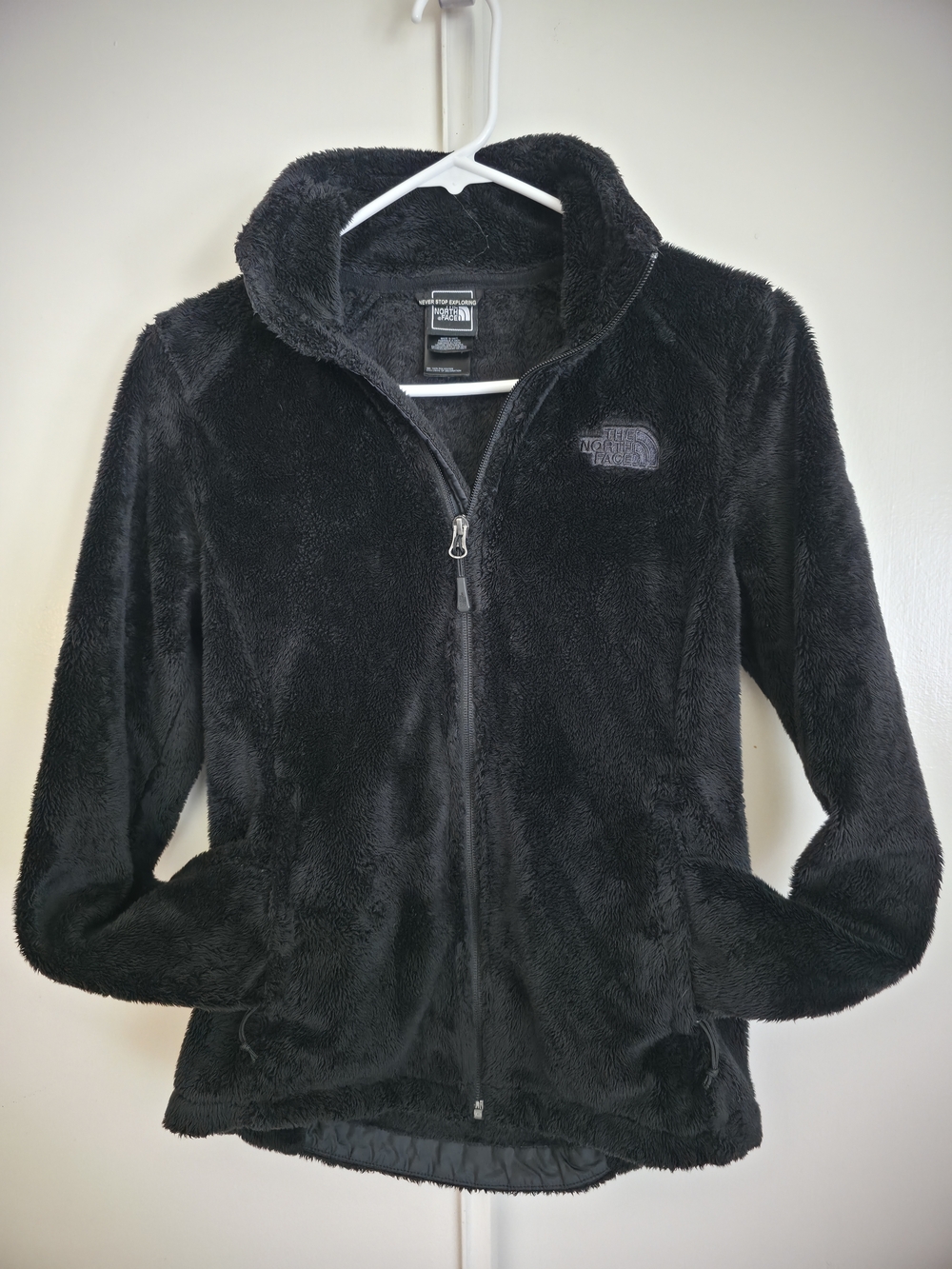 The North Face Women’s Black Plush Full-Zip Teddy Jacket